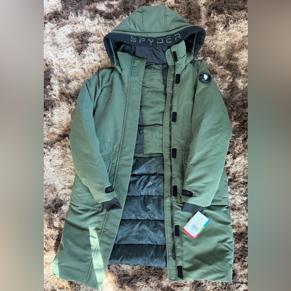 NWT Women’s Small Heavy Weight Spyder Jacket